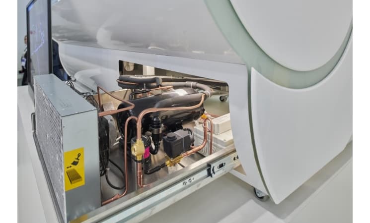 refrigeration-cabinet-cut-demo-inside-jpg-1535966543_fill_745_450